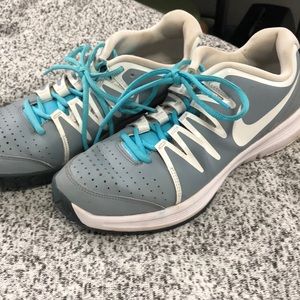 Nike Vapor Court Tennis Shoes